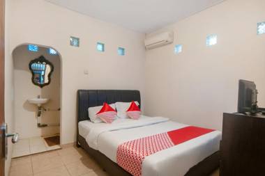 OYO 2256 Danysa Guesthouse Syariah