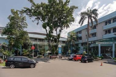 RedDoorz near Kebayoran Baru Blok S