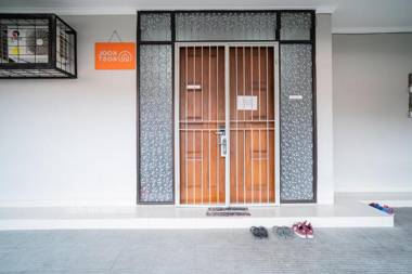 KoolKost near Pasar Baru (Minimum Stay 6 Nights)