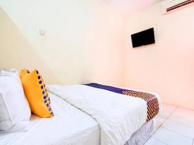 SPOT ON 3863 Nakula Sadewa