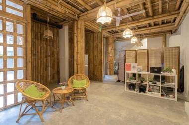 Urbanview Ta-ke Residence Blok M