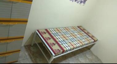 Eiffel Residence Petojo - Female Only