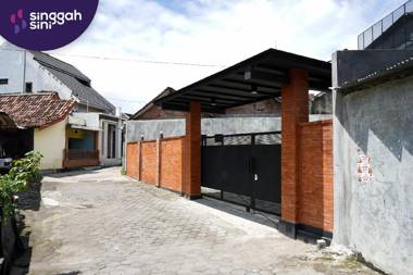 Singgahsini Bobok Manis Maguwoharjo Sleman