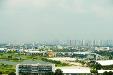 Chic & Cozy Studio @ Tifolia Apartment By Travelio