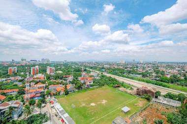 Cozy Studio with Bunk Bed at Dave Apt By Travelio