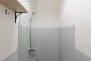 RedDoorz near Seasons City Mall 3