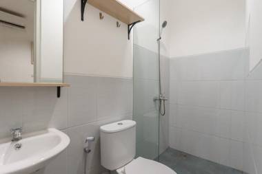 RedDoorz near Seasons City Mall 3