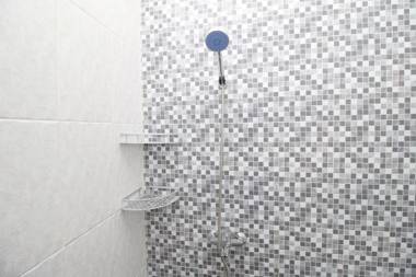 COZROOMS near MRT Plaza Indonesia and Grand Indonesia