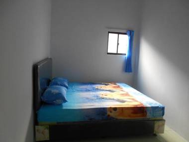 Amelia 2 Guest House