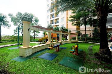 Comfort 2BR at City Home MOI Apartment By Travelio