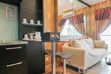 Comfort 2BR at City Home MOI Apartment By Travelio