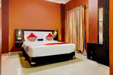 OYO 90660 Star Hotel Syariah