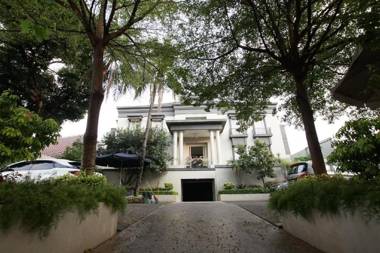 Home 899 Senayan - Jakarta