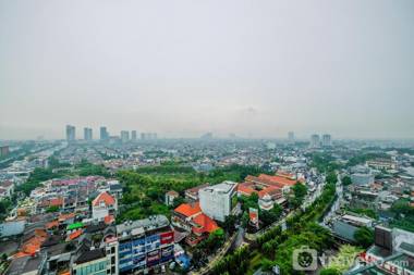 Spacious 1BR at Veranda Residence Puri By Travelio