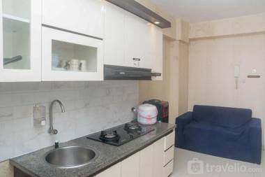 Modern 2BR Bassura City near Mall By Travelio