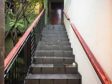 Rhiz Guest House Tebet