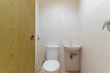 RedDoorz near Stasiun Juanda Jakarta