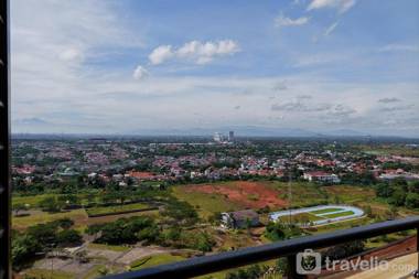 Elegant Homey Studio at Sky House BSD By Travelio