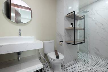 Stunning Strategic 2BR Kemang Village By Travelio
