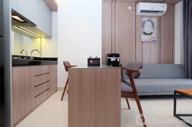 Elegant & Comfort 1BR Ciputra World 2 By Travelio