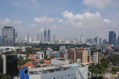 Nice and Spacious 3BR at Menteng Park By Travelio