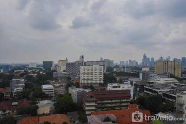Spacious & Elegant 3BR at Menteng Park By Travelio