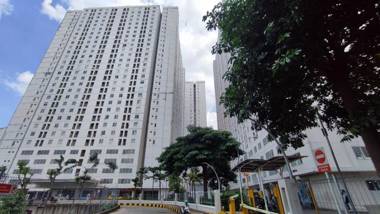 TRV Room at Bassura Apartment by Ruang Nyaman