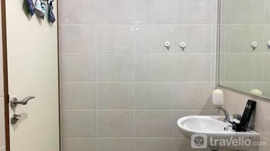 Spacious and Comfy 2BR Green Bay Condo By Travelio