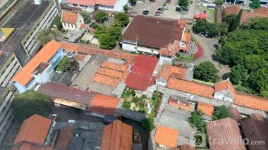 Elegant 2BR Private Lift Menteng Park By Travelio