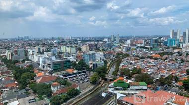 Elegant 2BR Private Lift Menteng Park By Travelio