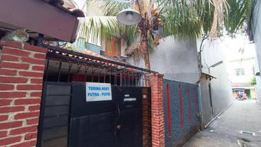 OYO 91341 D'phoenix Anggrek Syariah Residence