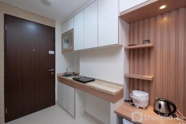 Cozy Studio at Transpark Cibubur Apt By Travelio