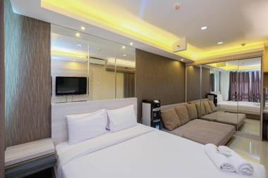 Comfy 1BR Woodland Park Residence By Travelio