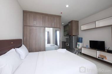 Comfy Studio at Tamansari Semanggi Apt By Travelio