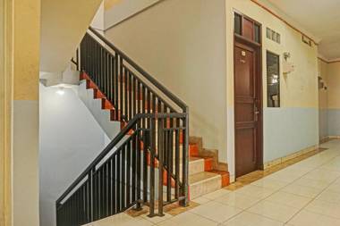 OYO 91535 J&b Rooms Tomang