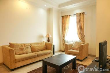 The Classic 2BR Belleza Apartment By Travelio