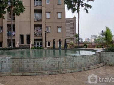 Best 3Br Apartment Grand Palace Kemayoran with Free Parking