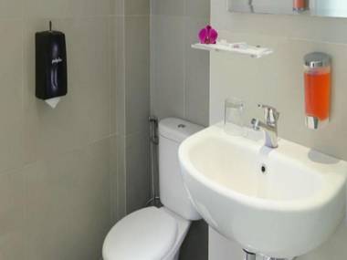 Zizz Convention Hotel