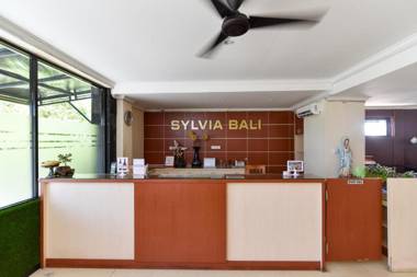 RedDoorz Plus near Mall Bali Galeria 2