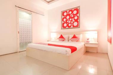 OYO 1489 Simona Hotel