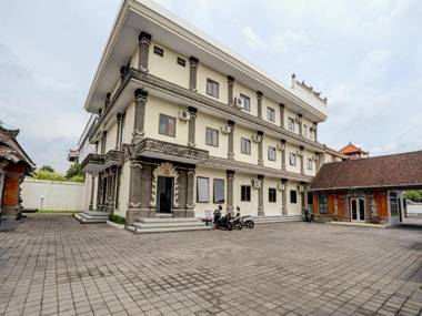 OYO 90067 Hotel Nuansa Indah