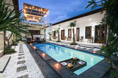 Adi Guest House