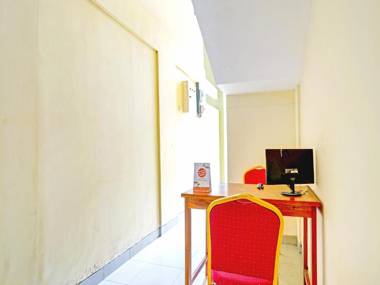 OYO 90302 Wisma Damai