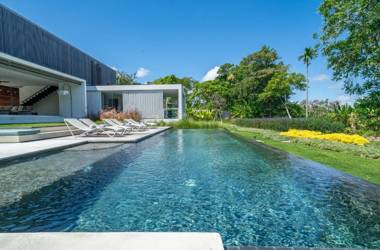 La Maison d'Ulysse - Luxury 4BR Villa Surrounded by Rice Paddies