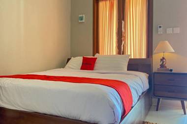 RedDoorz near Mertasari Beach 2