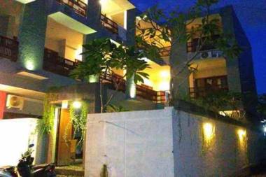 RedDoorz @ Kerobokan Seminyak 2