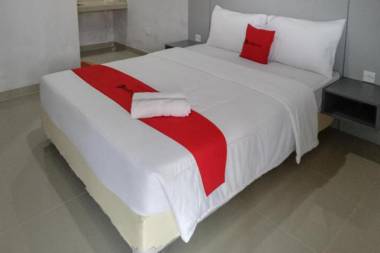 RedDoorz @ Jalan Gunung Talang Mahendradatta