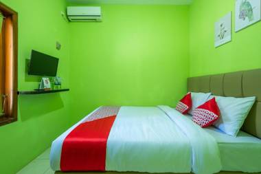 OYO 1399 Cemara Residence Syariah