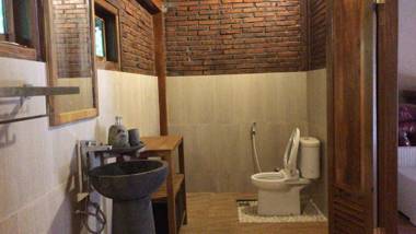 Rumah Dharma 2 Riverside