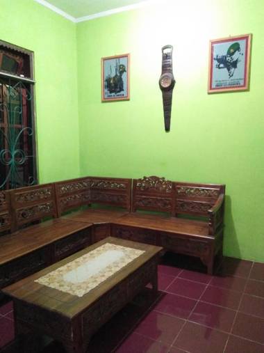 Penginapan Ana Indah